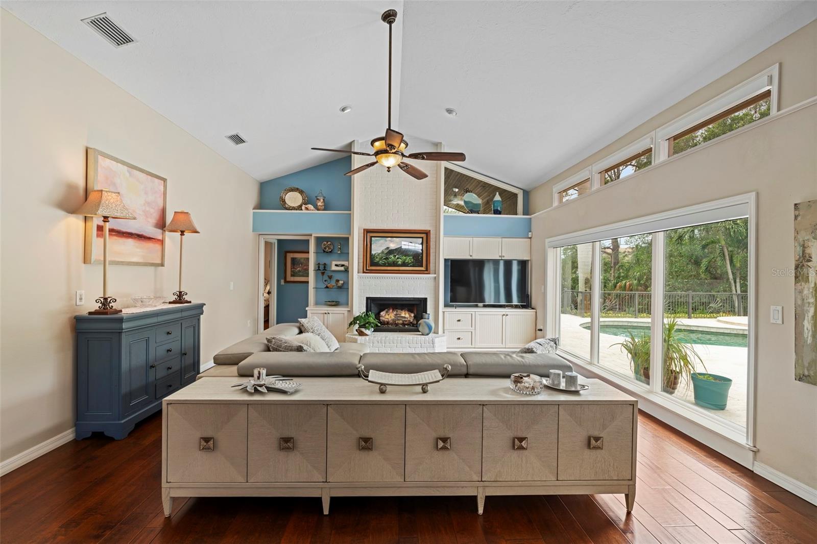 DREAM ISLAND - Residential