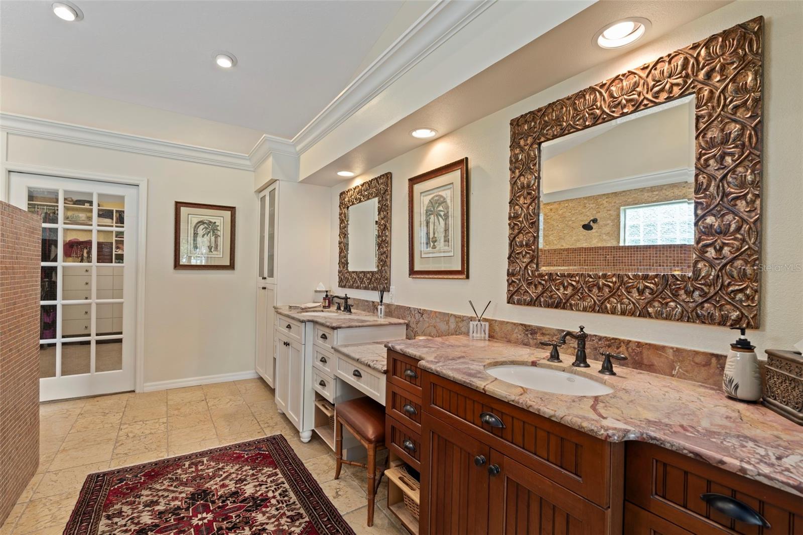 DREAM ISLAND - Residential