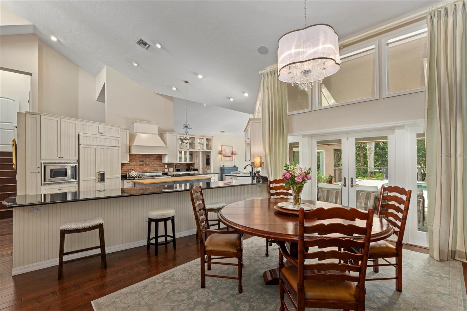 DREAM ISLAND - Residential