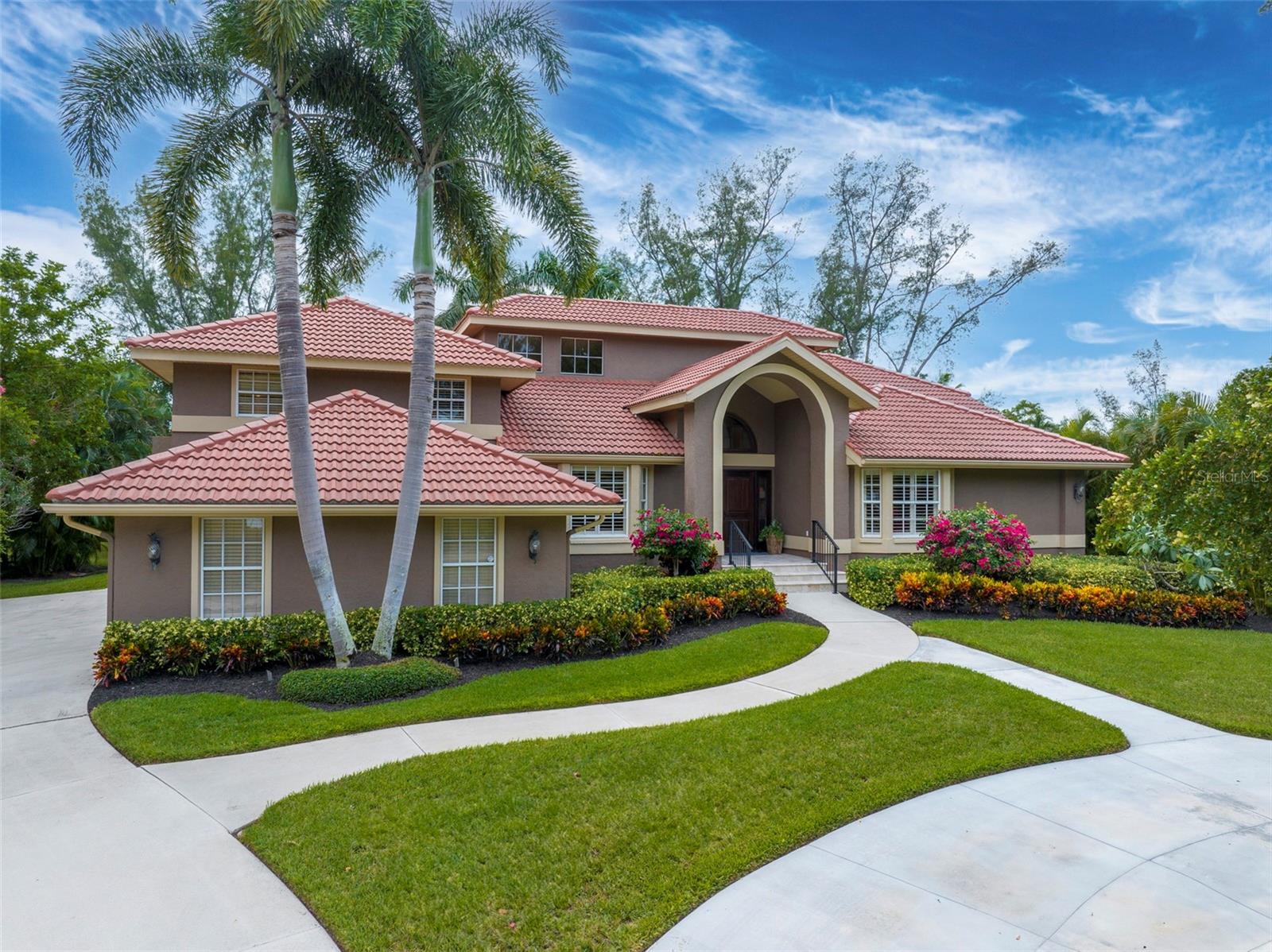 DREAM ISLAND - Residential