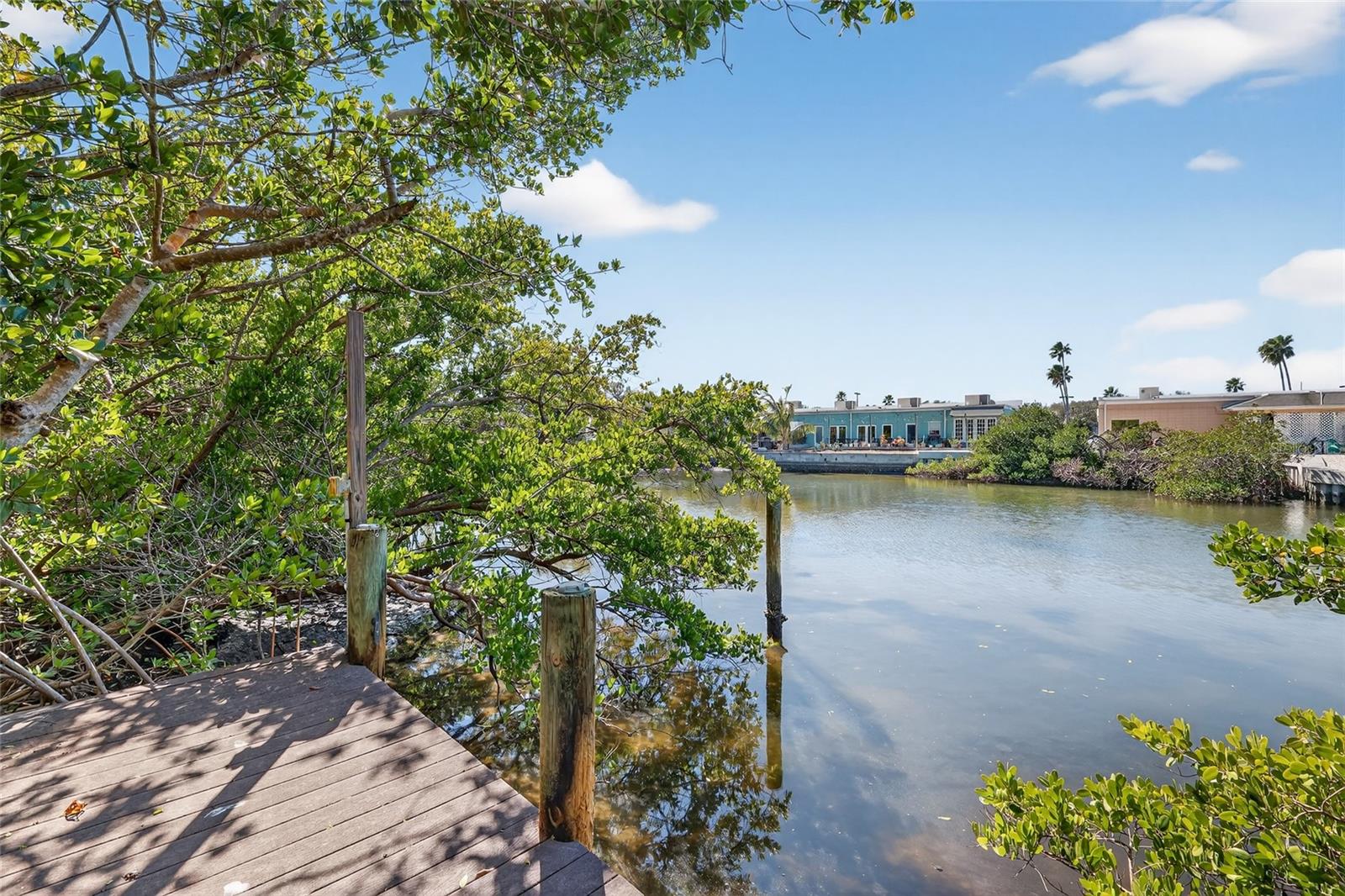 LONGBEACH ON LONGBOAT KEY - Residential