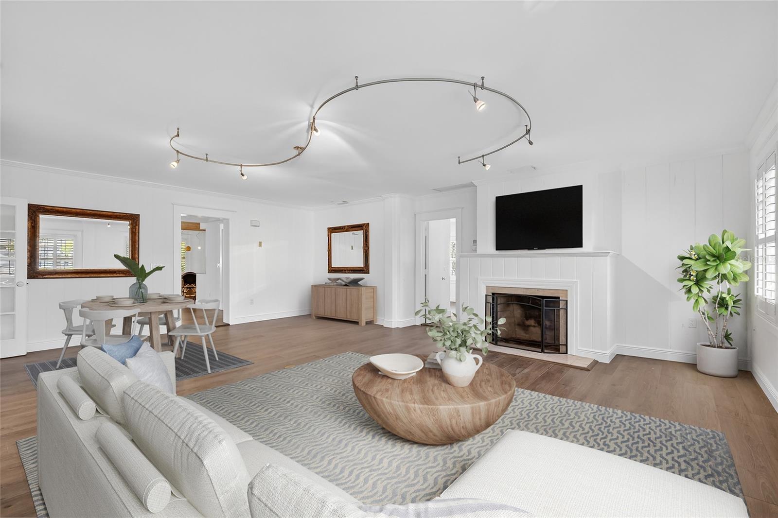 LONGBEACH ON LONGBOAT KEY - Residential