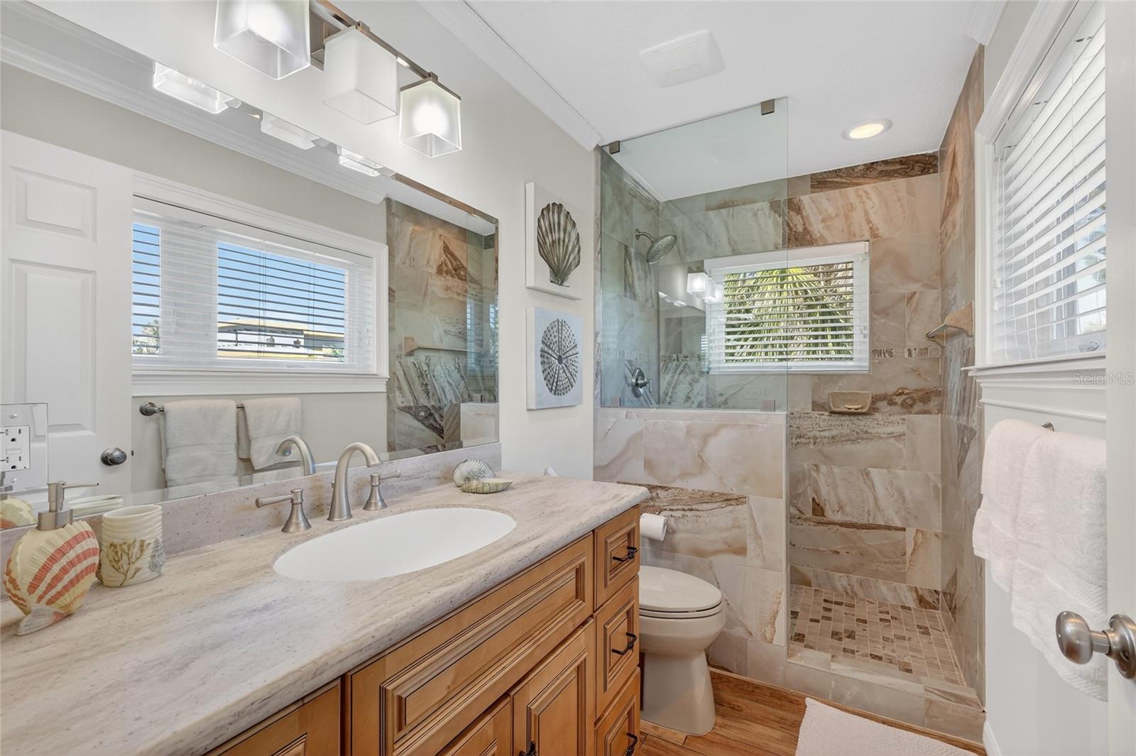 LONGBEACH ON LONGBOAT KEY - Residential