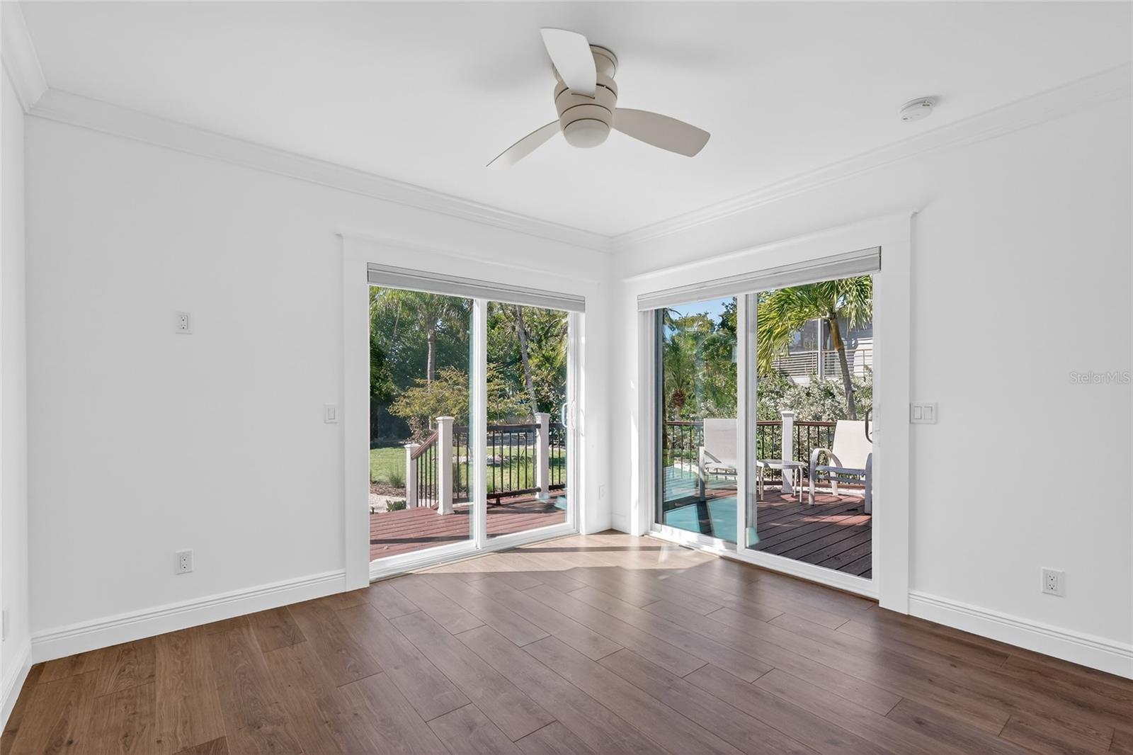 LONGBEACH ON LONGBOAT KEY - Residential