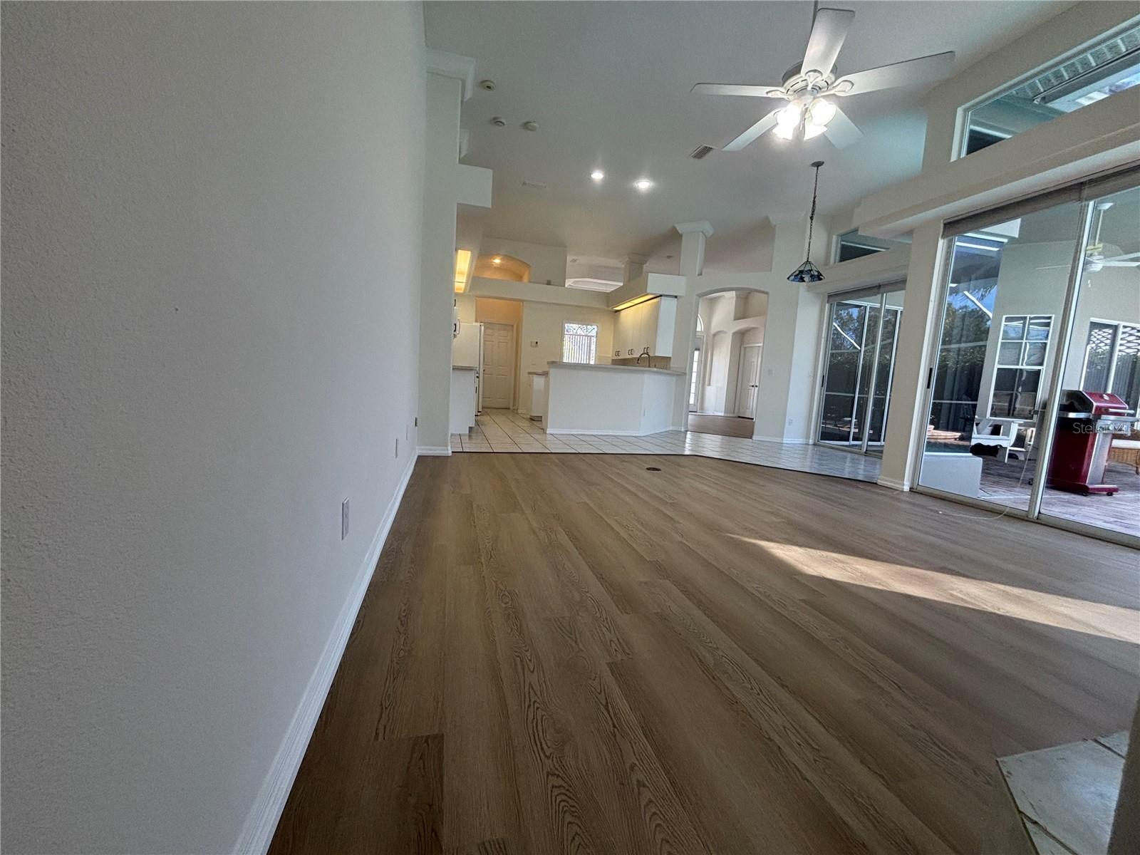 RESERVE AT LAKE TARPON THE - Residential Lease