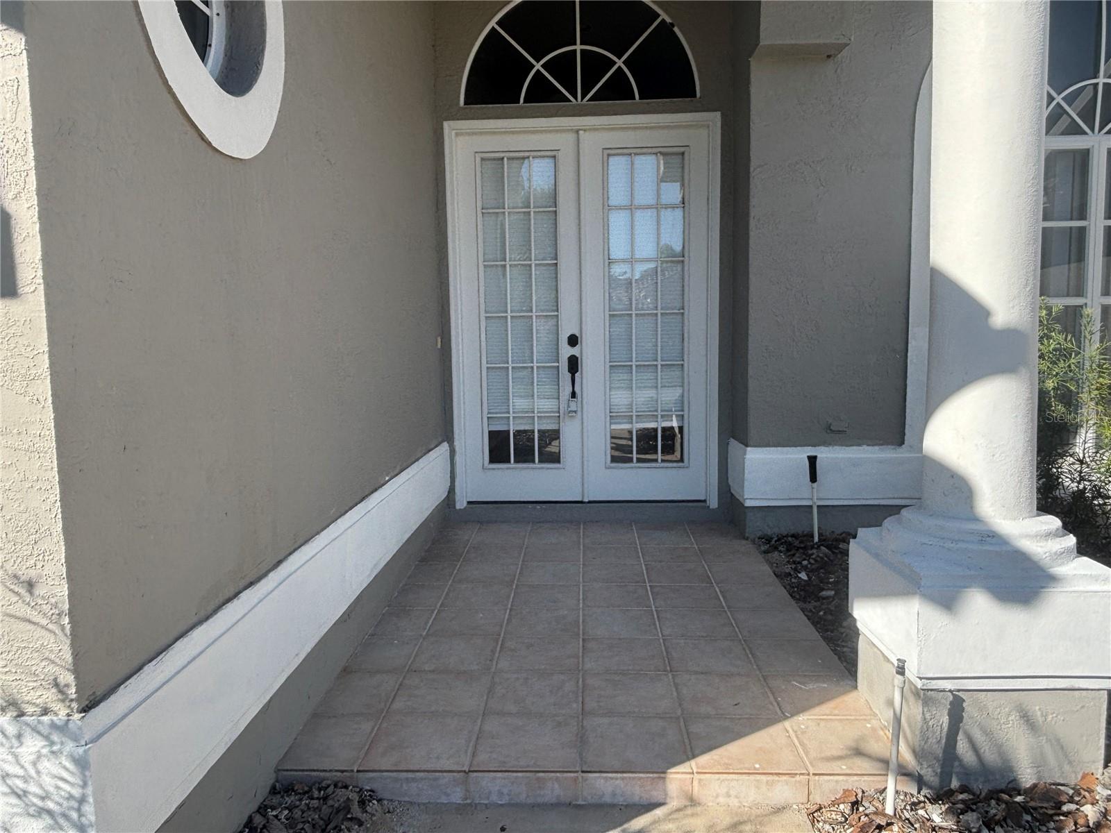 RESERVE AT LAKE TARPON THE - Residential Lease