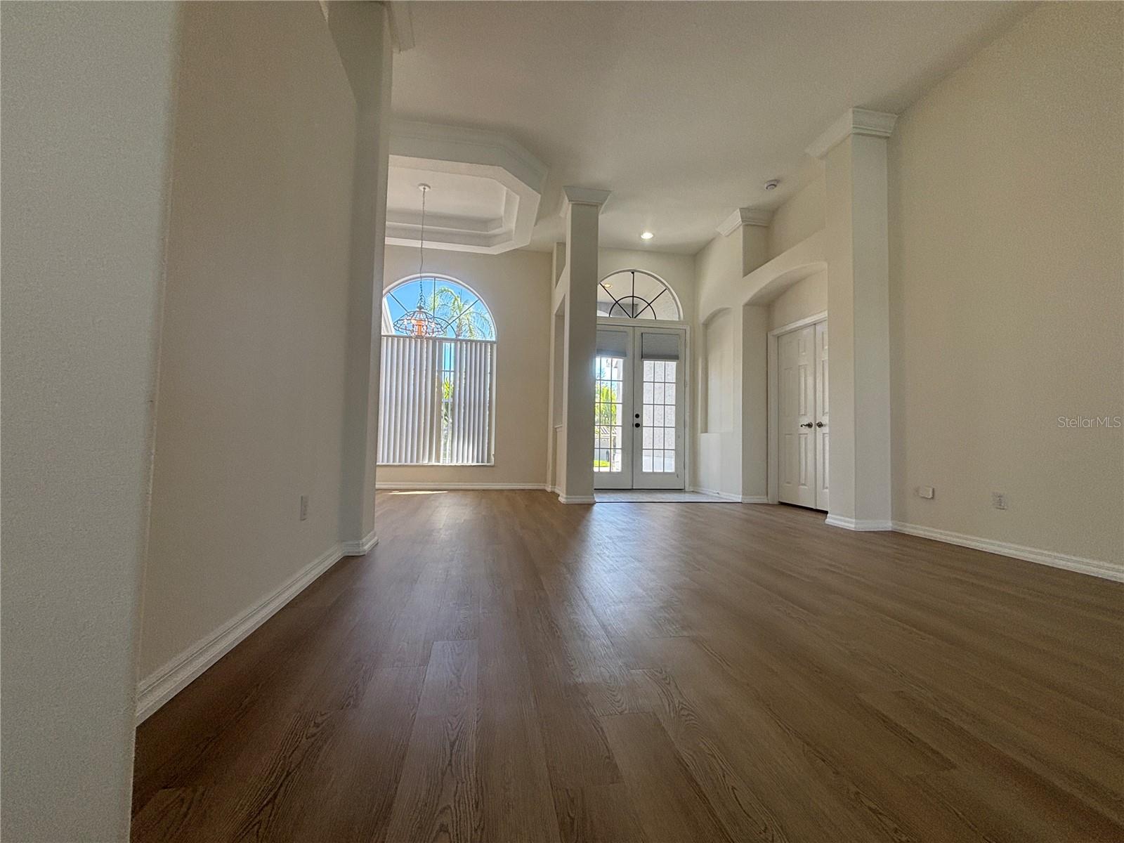 RESERVE AT LAKE TARPON THE - Residential Lease