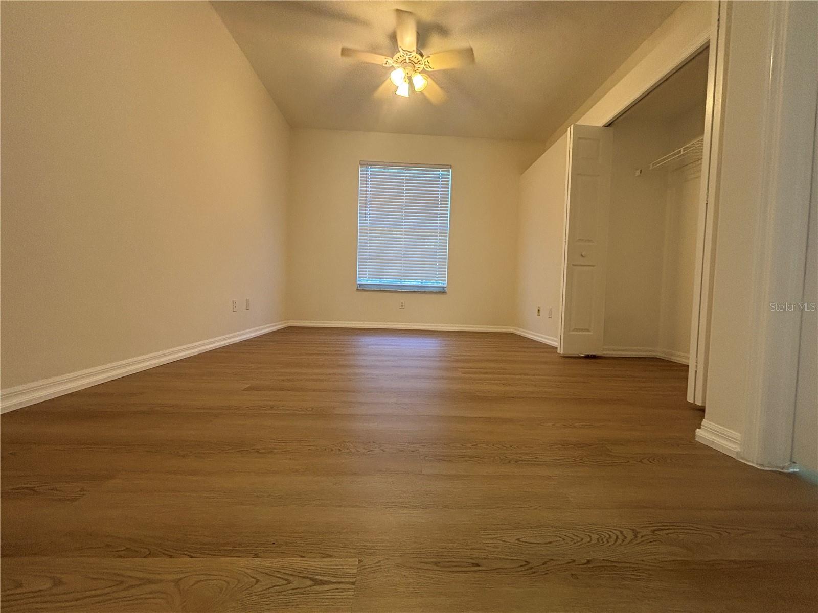 RESERVE AT LAKE TARPON THE - Residential Lease