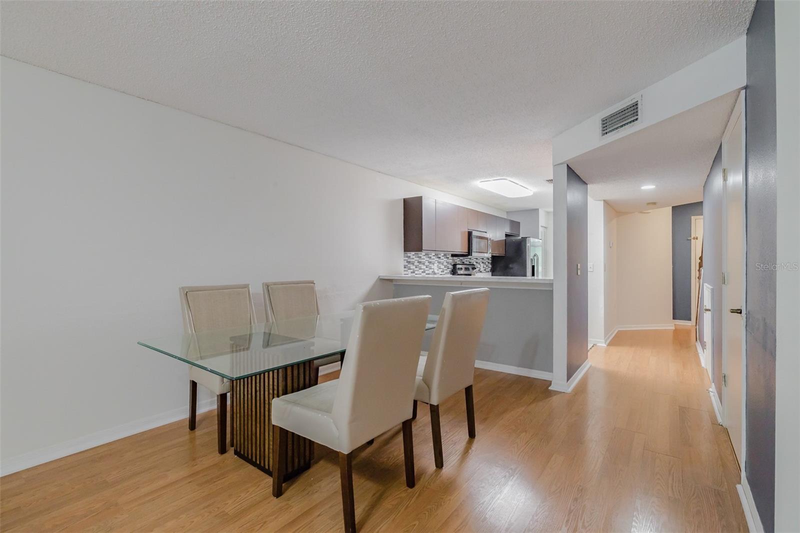 CARROLLWOOD COVE AT EMERALD GR - Residential