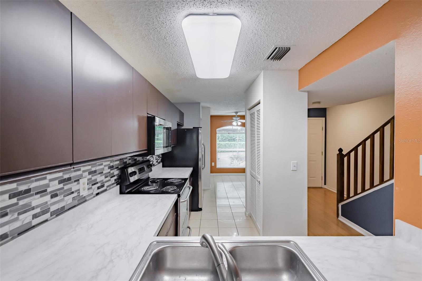 CARROLLWOOD COVE AT EMERALD GR - Residential