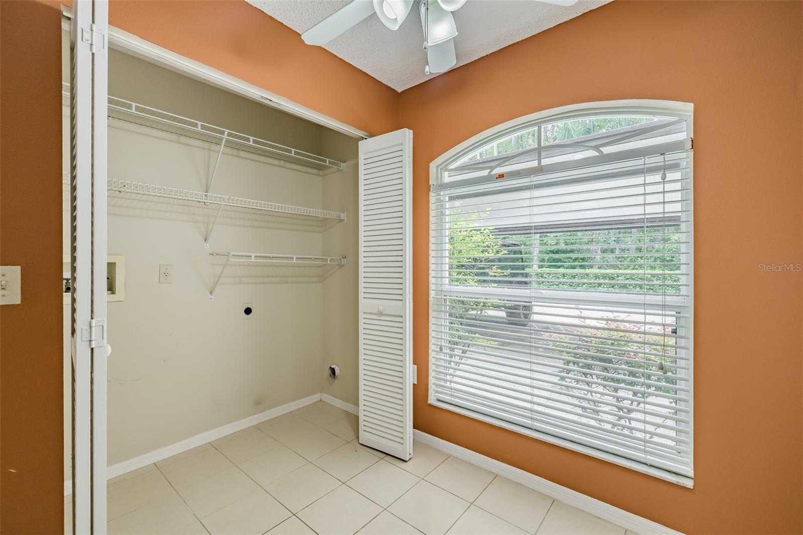 CARROLLWOOD COVE AT EMERALD GR - Residential