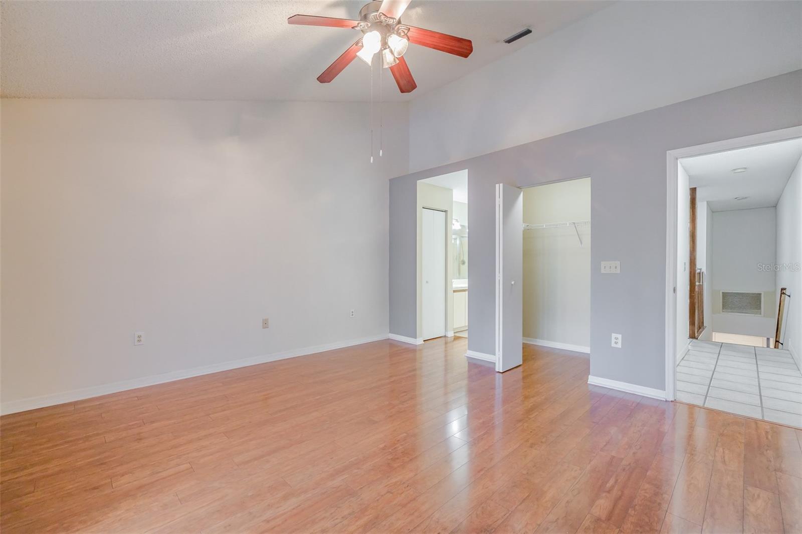 CARROLLWOOD COVE AT EMERALD GR - Residential