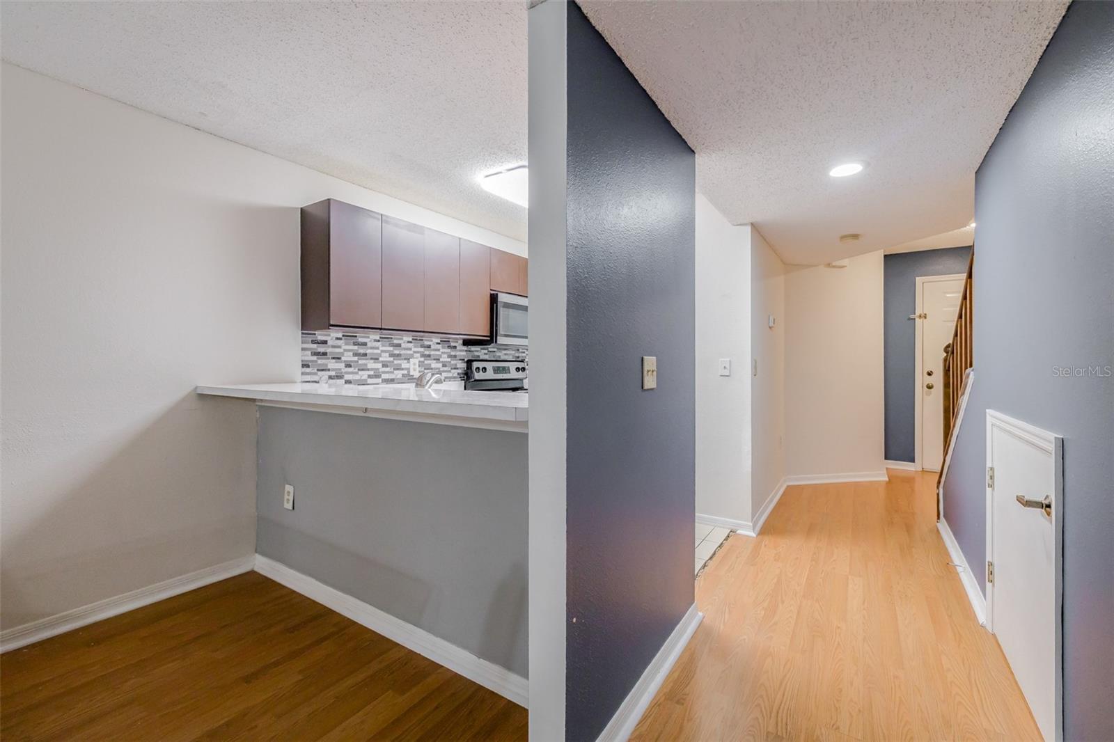 CARROLLWOOD COVE AT EMERALD GR - Residential