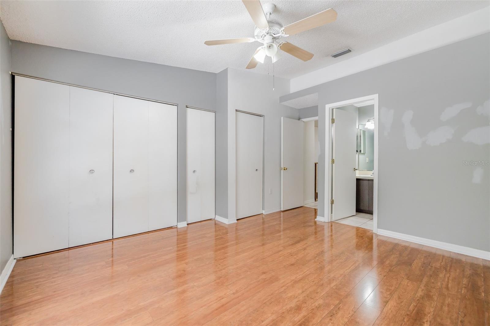 CARROLLWOOD COVE AT EMERALD GR - Residential