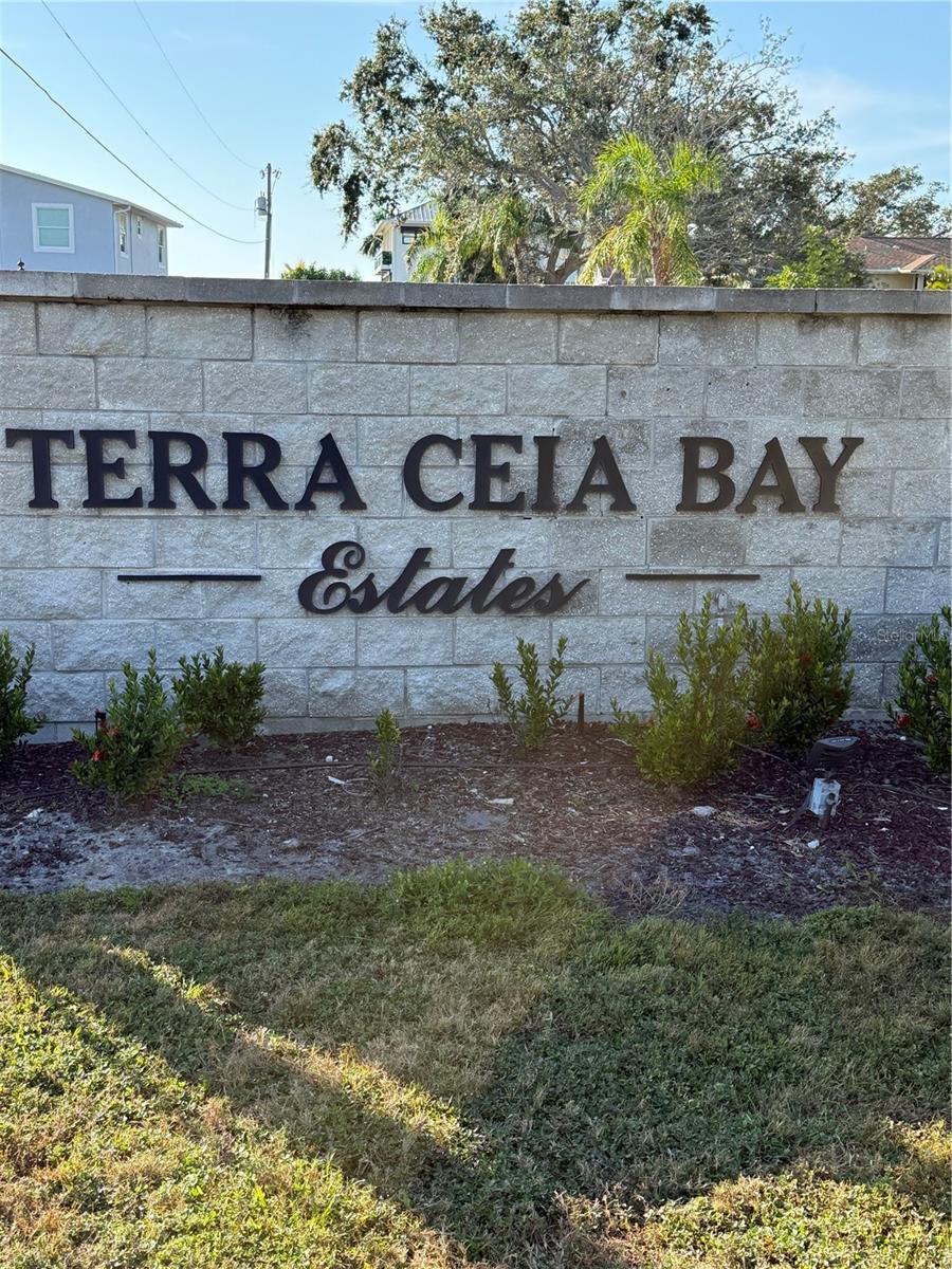TERRA CEIA BAY ESTATES - Land