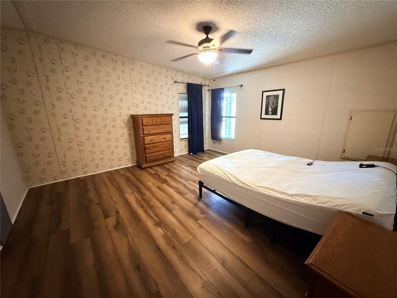 THE KNOLL SUB - Residential