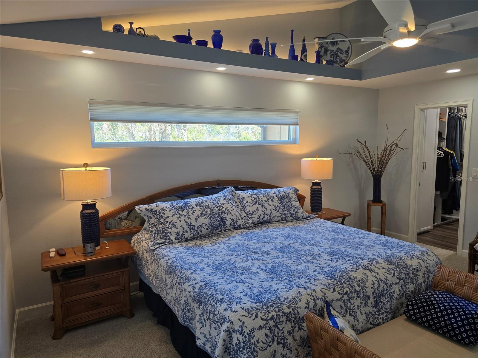 VENICE ACRES - Residential