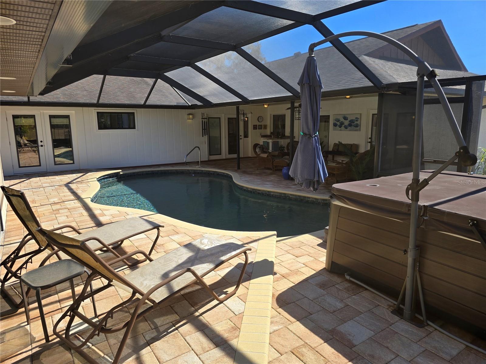 VENICE ACRES - Residential