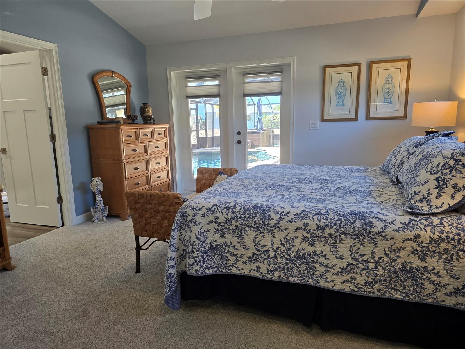 VENICE ACRES - Residential