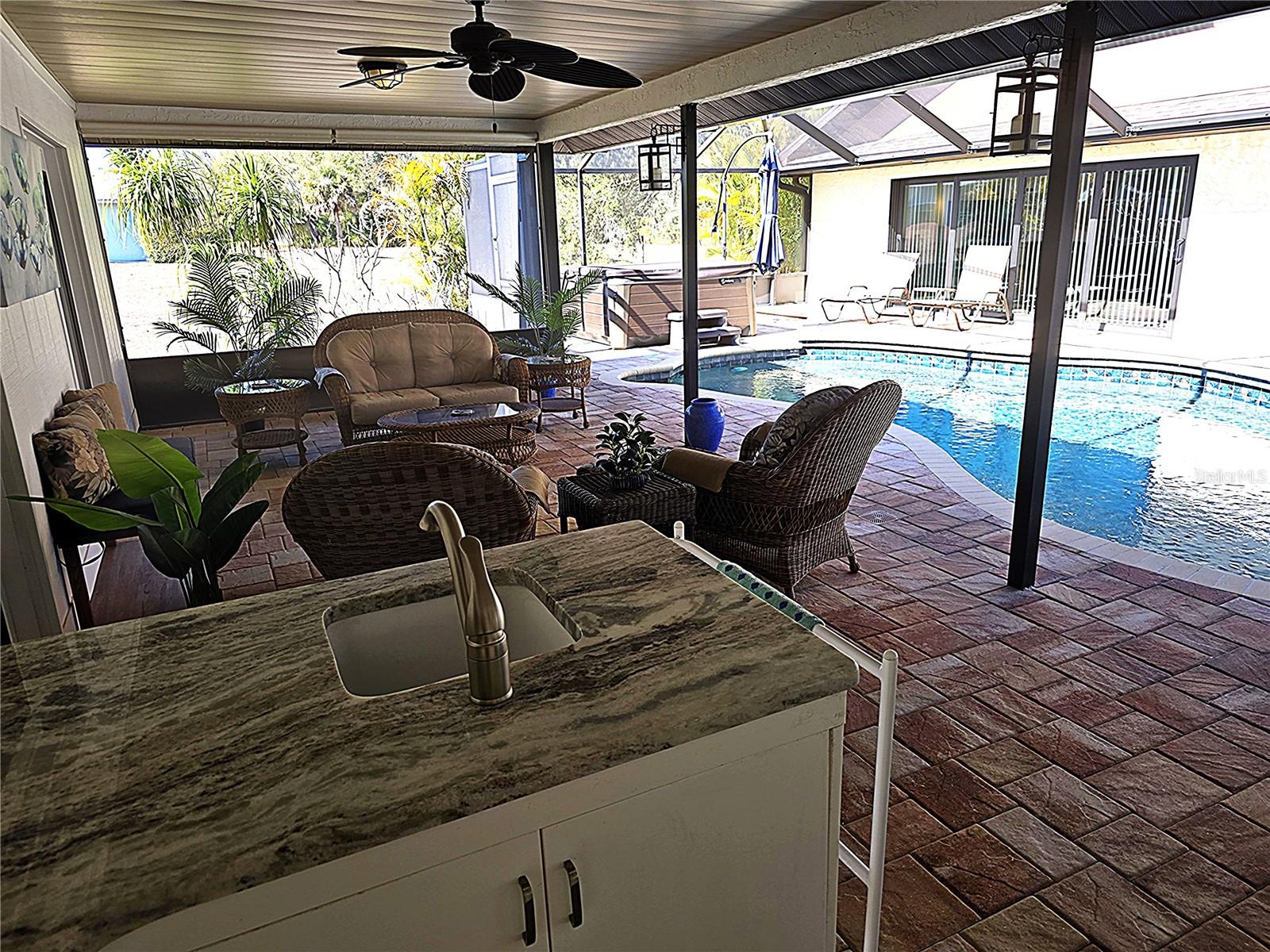 VENICE ACRES - Residential