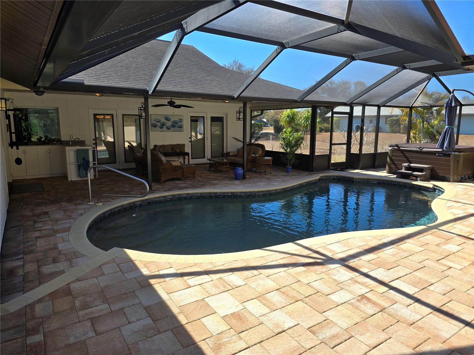 VENICE ACRES - Residential