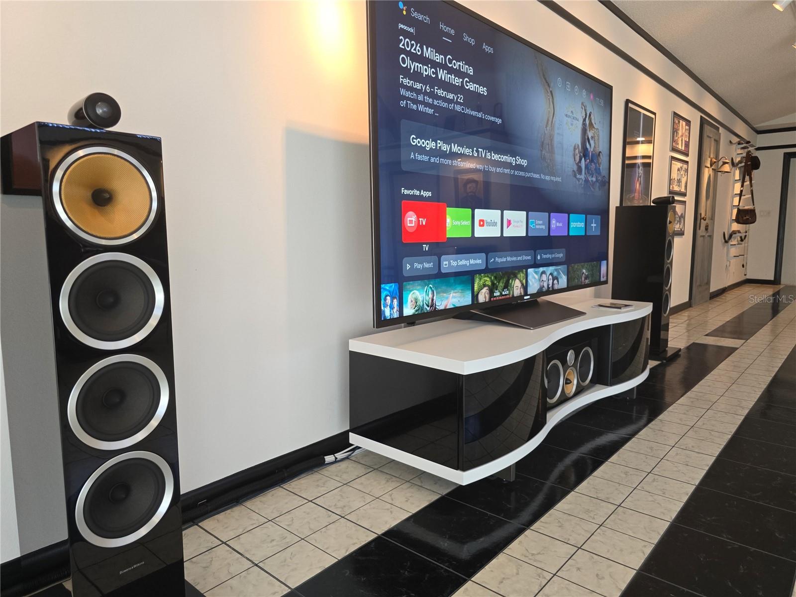 VENICE ACRES - Residential