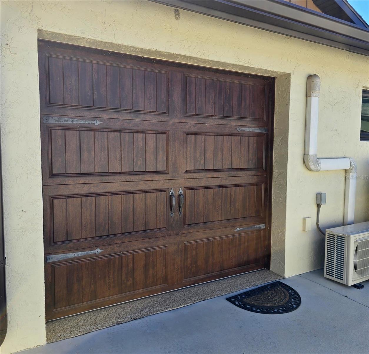 VENICE ACRES - Residential