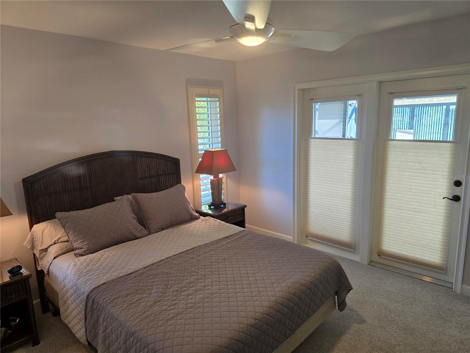 VENICE ACRES - Residential