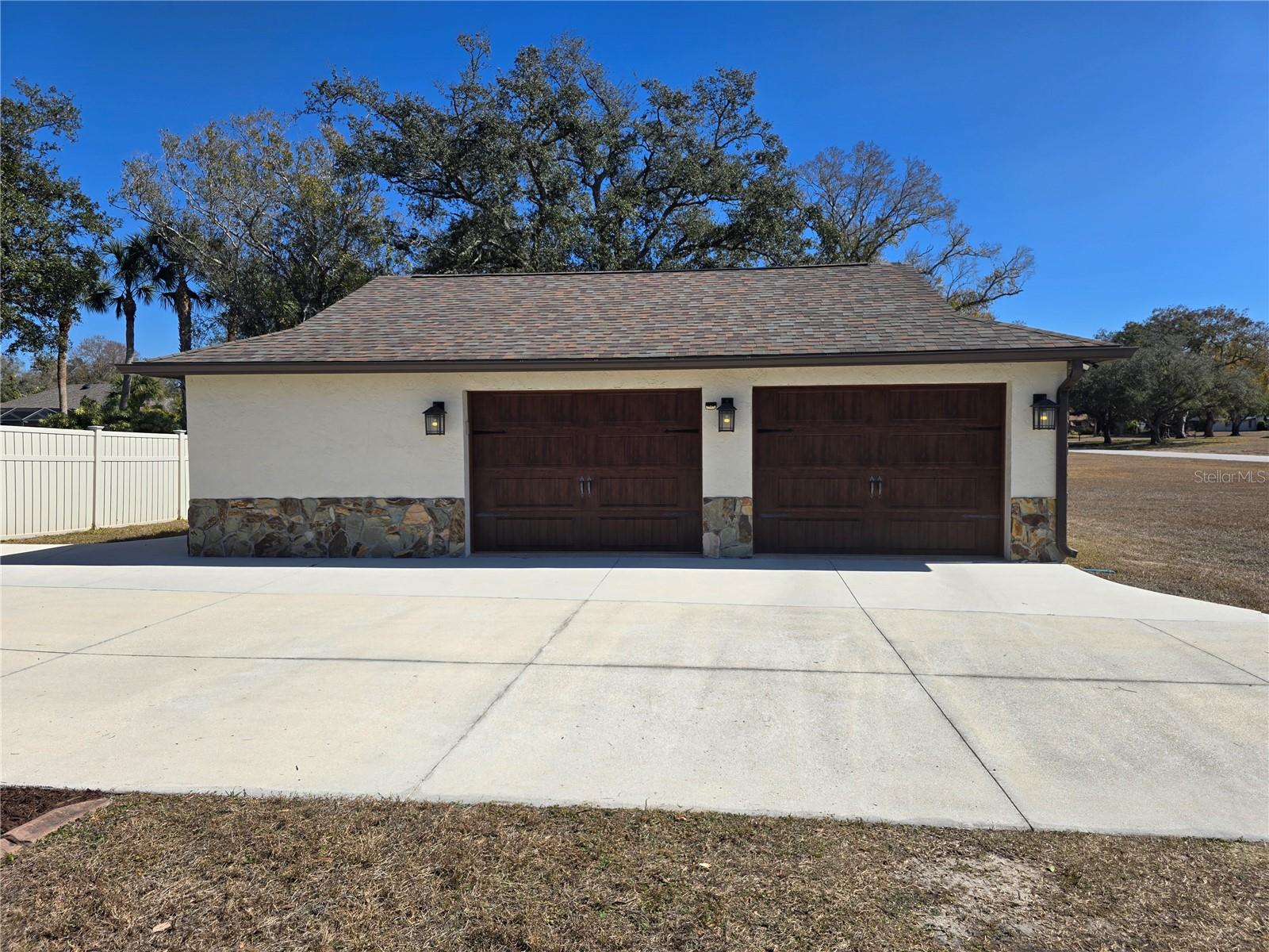 VENICE ACRES - Residential