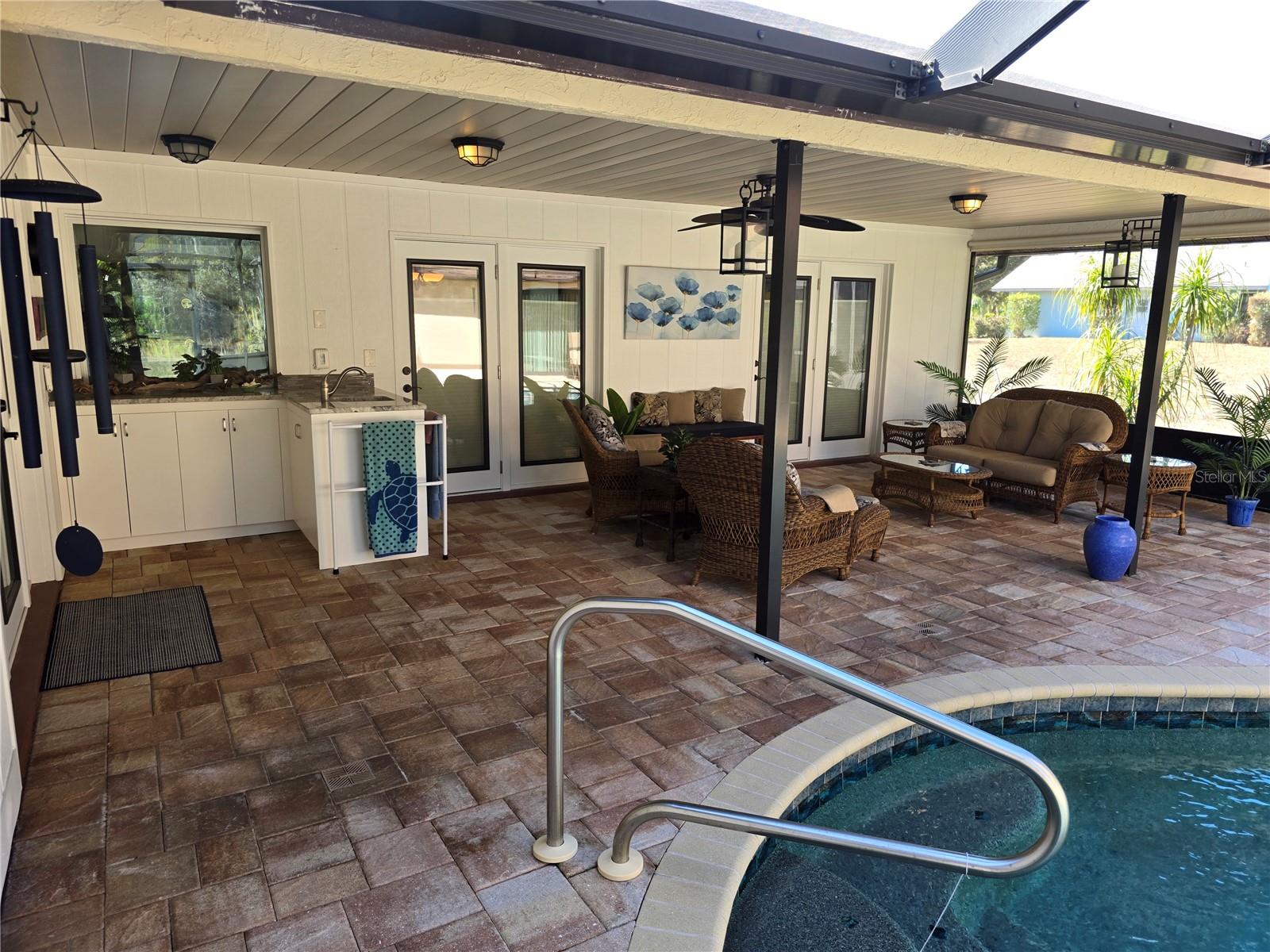 VENICE ACRES - Residential