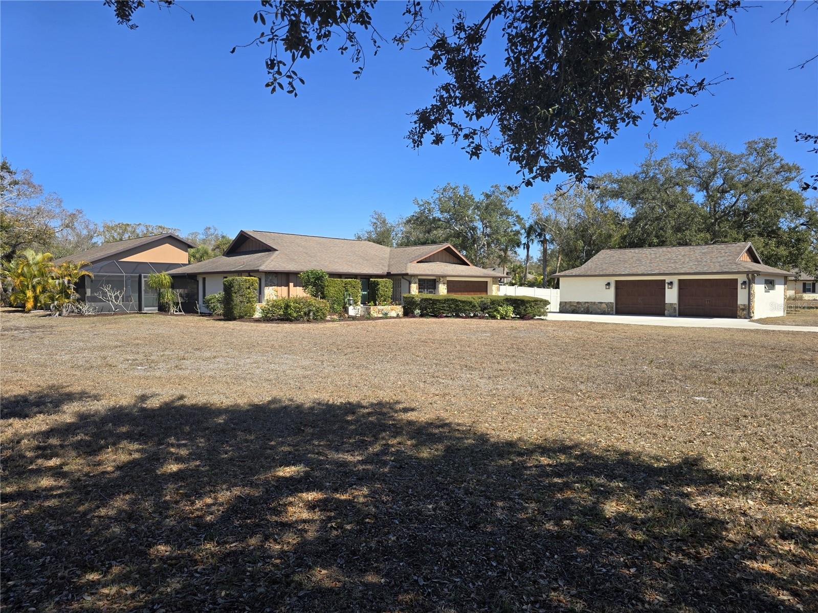 VENICE ACRES - Residential