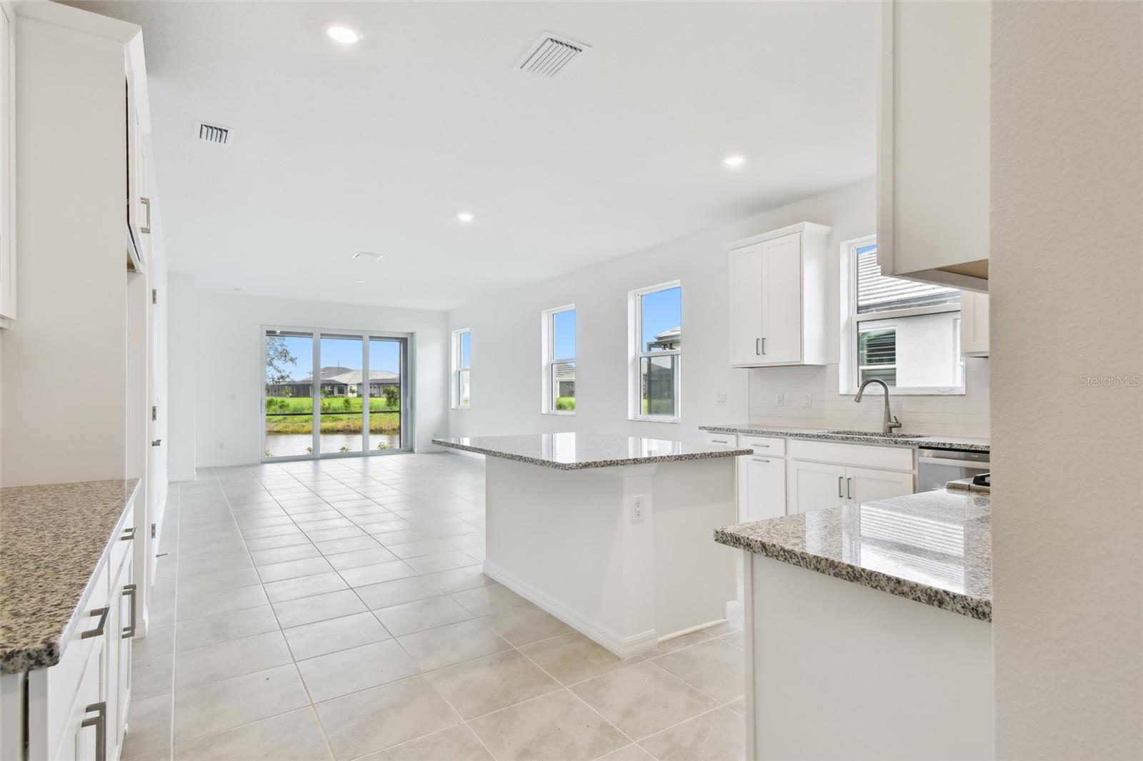 SWEETWATER VILLAS AT LAKEWOOD RANCH - Residential