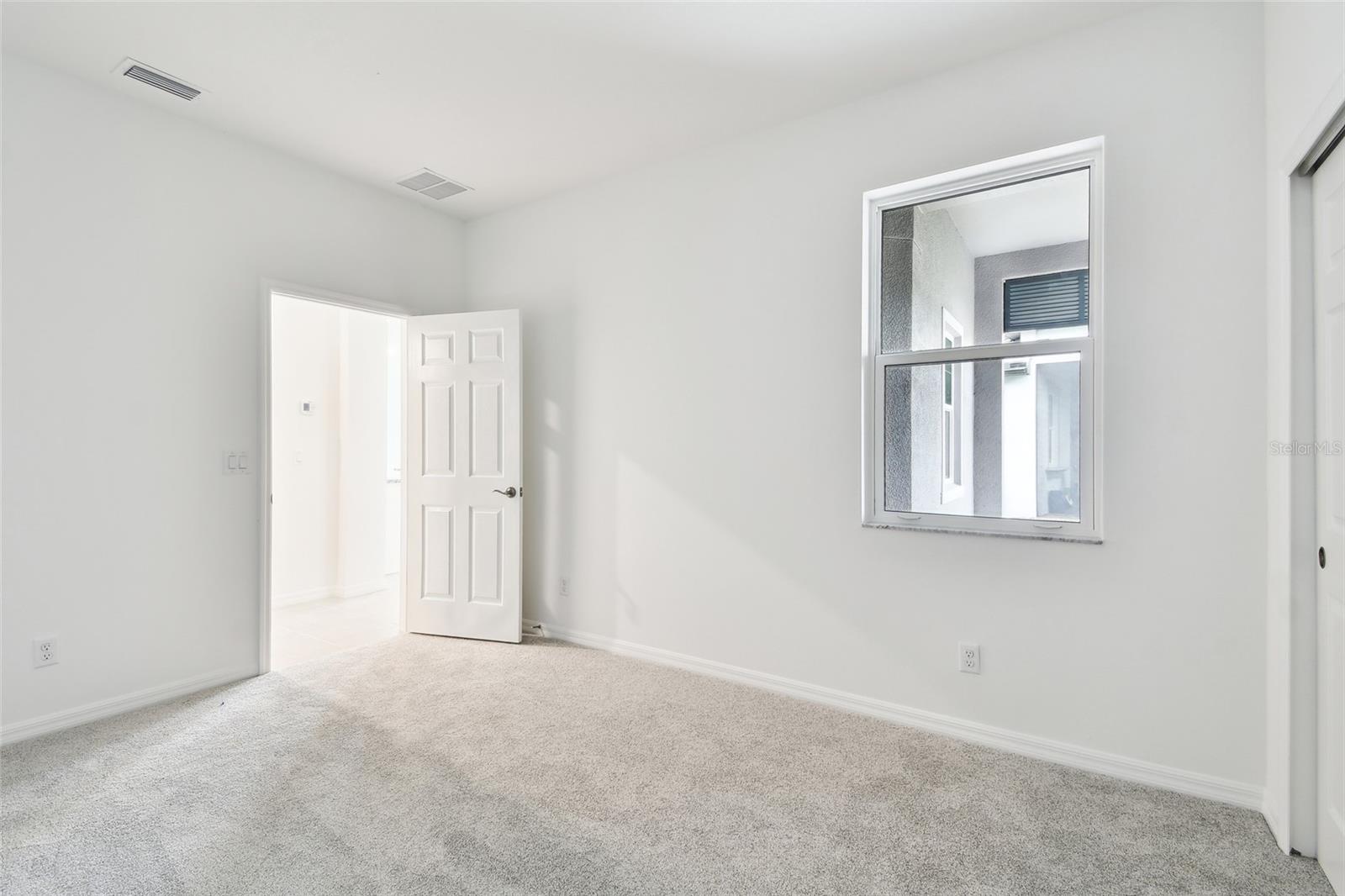SWEETWATER VILLAS AT LAKEWOOD RANCH - Residential