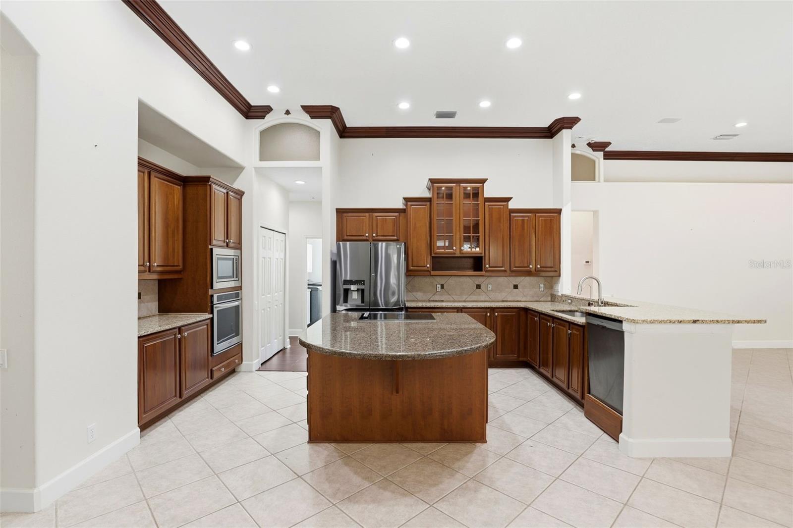 LAKE FOREST SEC 1 - Residential