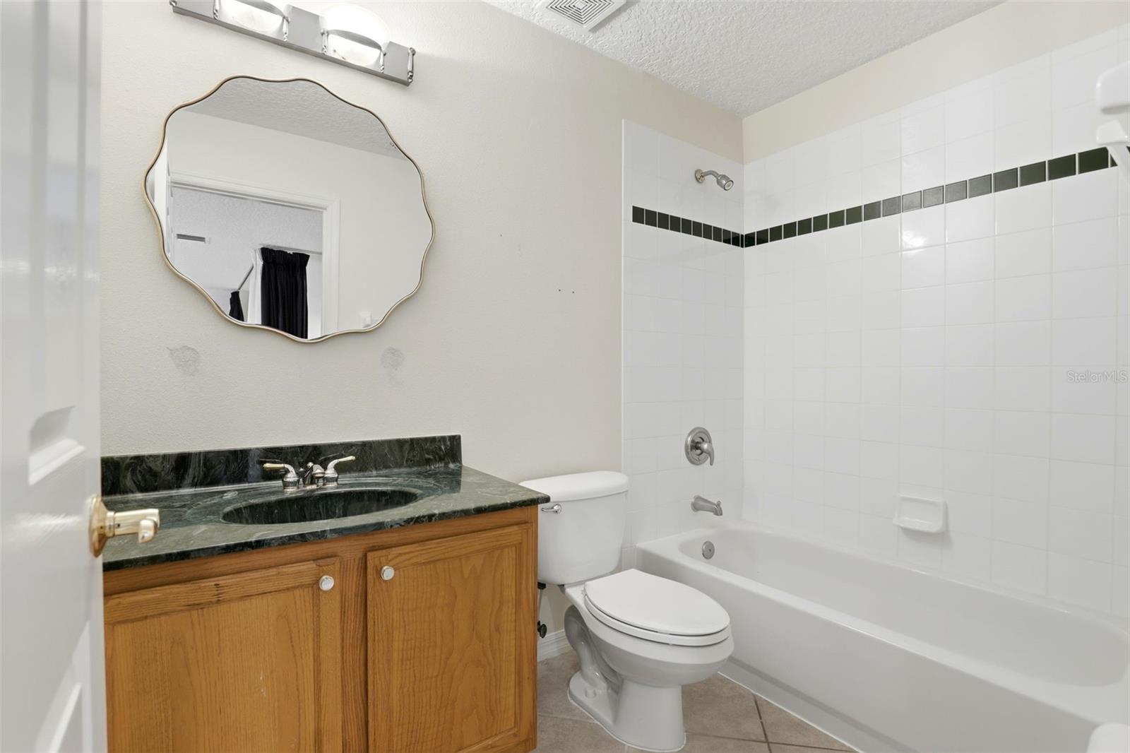 LAKE FOREST SEC 1 - Residential