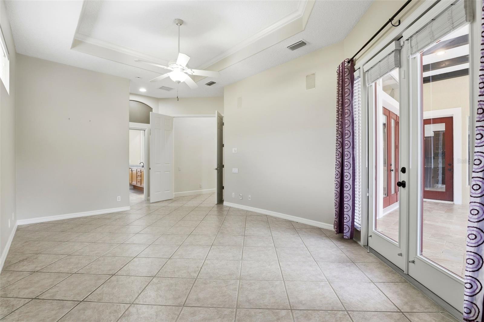 LAKE FOREST SEC 1 - Residential