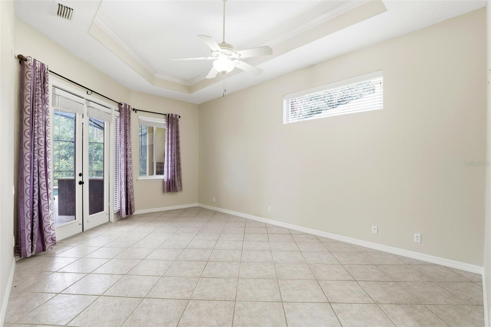 LAKE FOREST SEC 1 - Residential