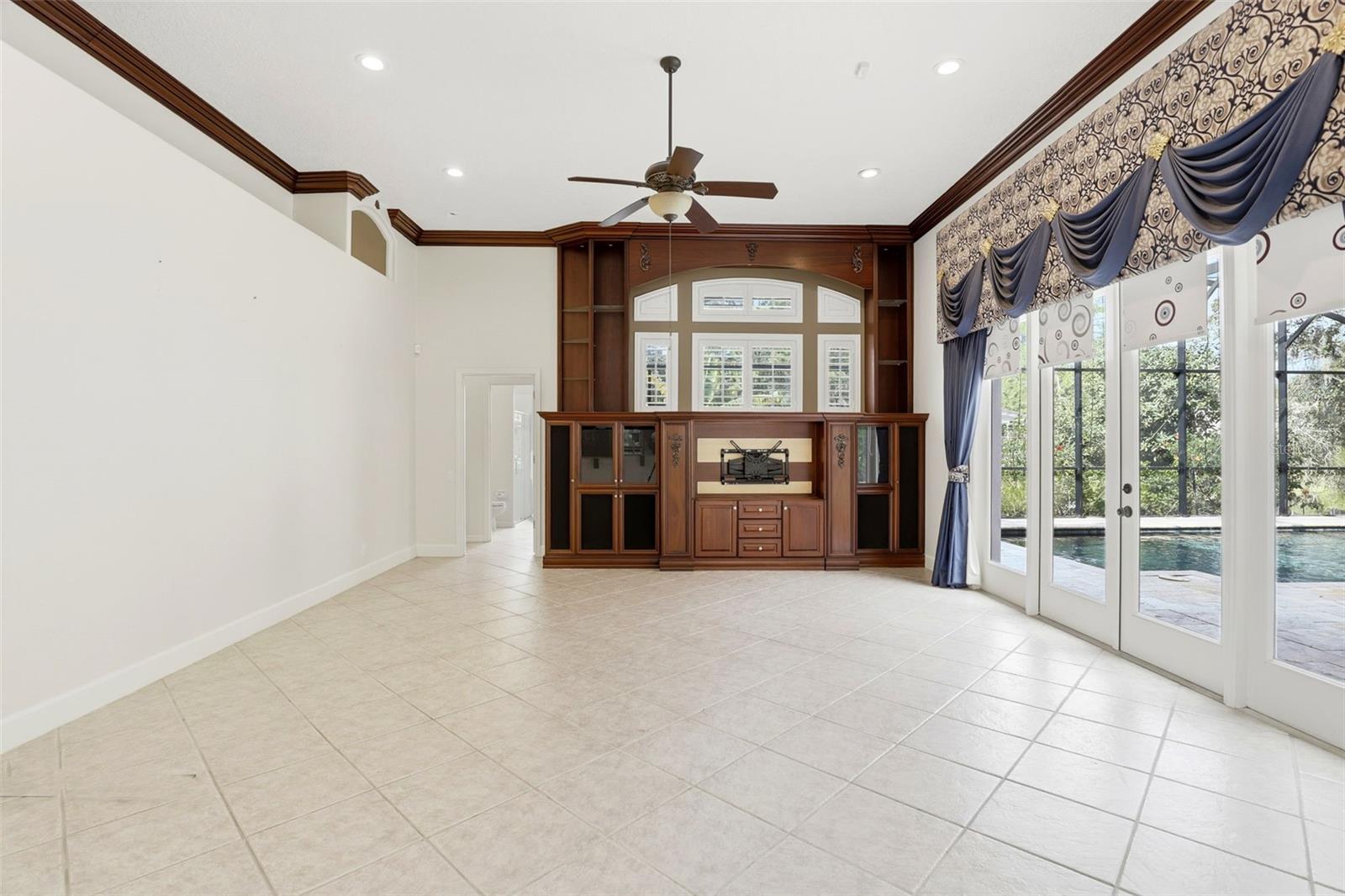 LAKE FOREST SEC 1 - Residential