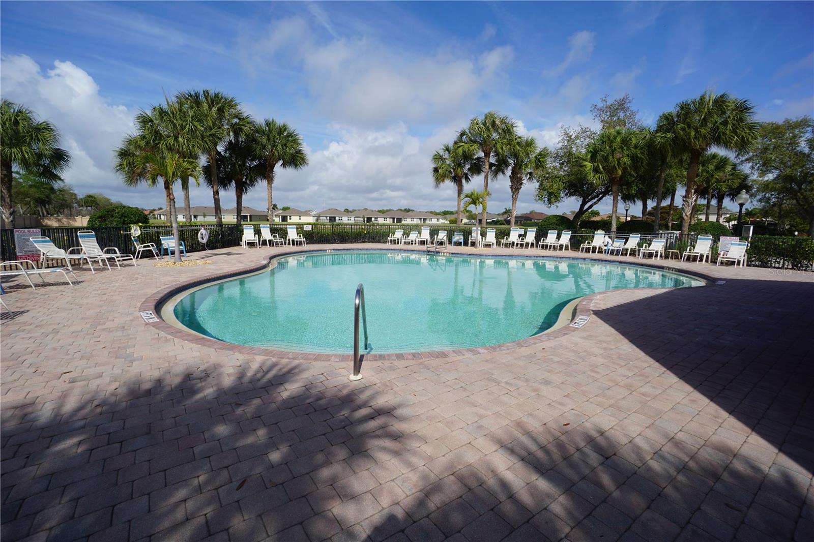 RIVER CLUB - Residential