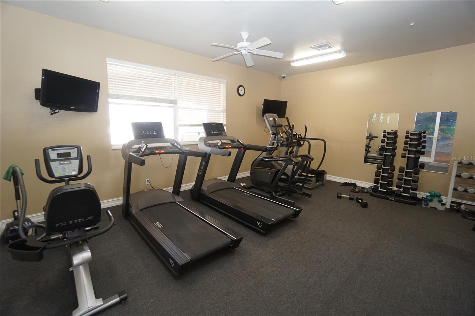 RIVER CLUB - Residential