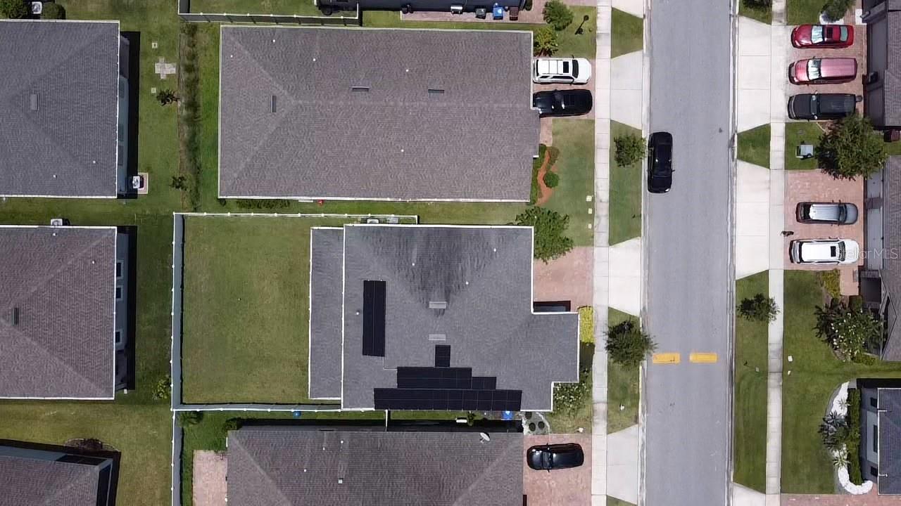 2414 FENETRE LANE