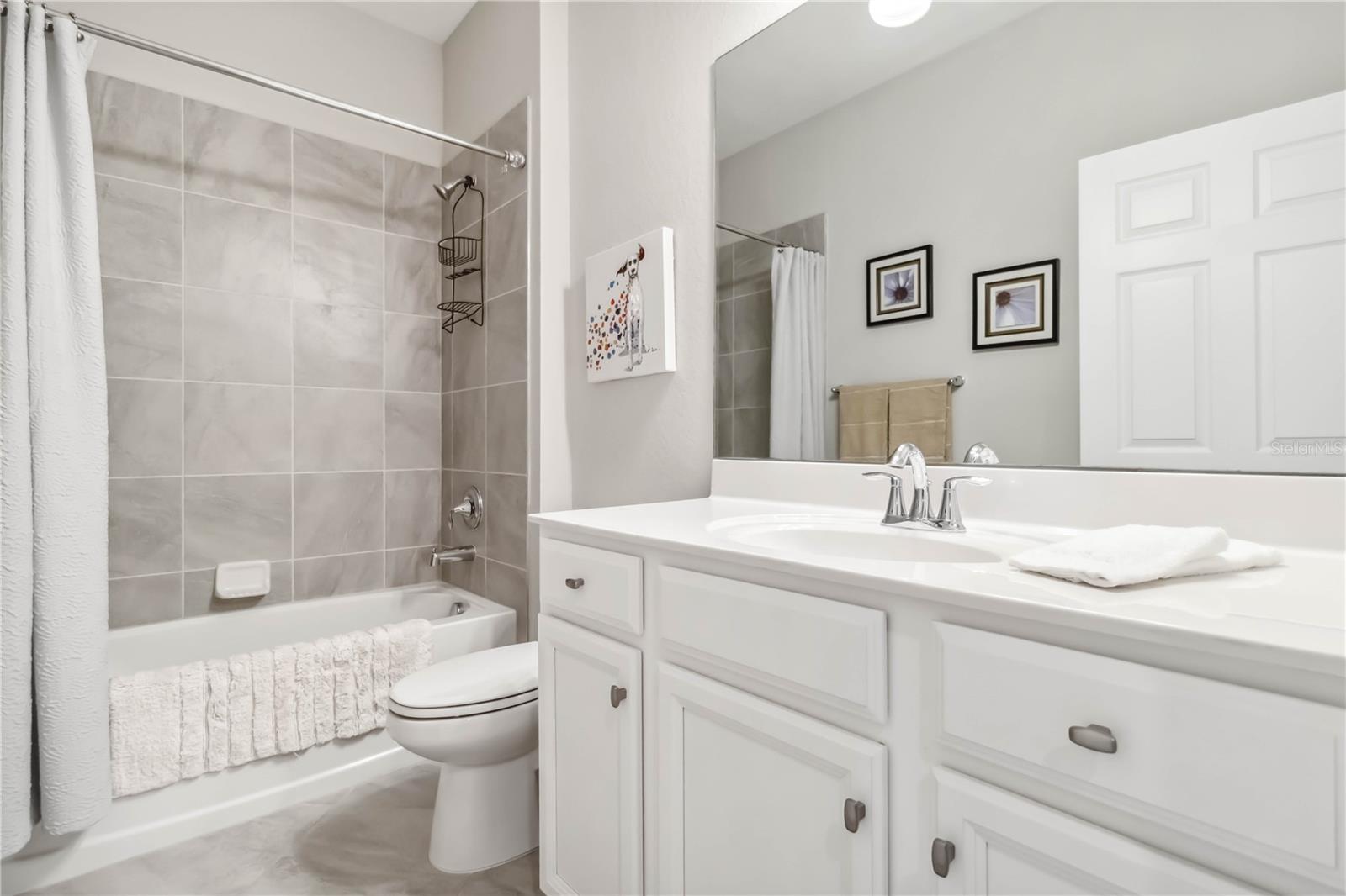 SARASOTA NATIONAL PH 12-A - Residential Lease