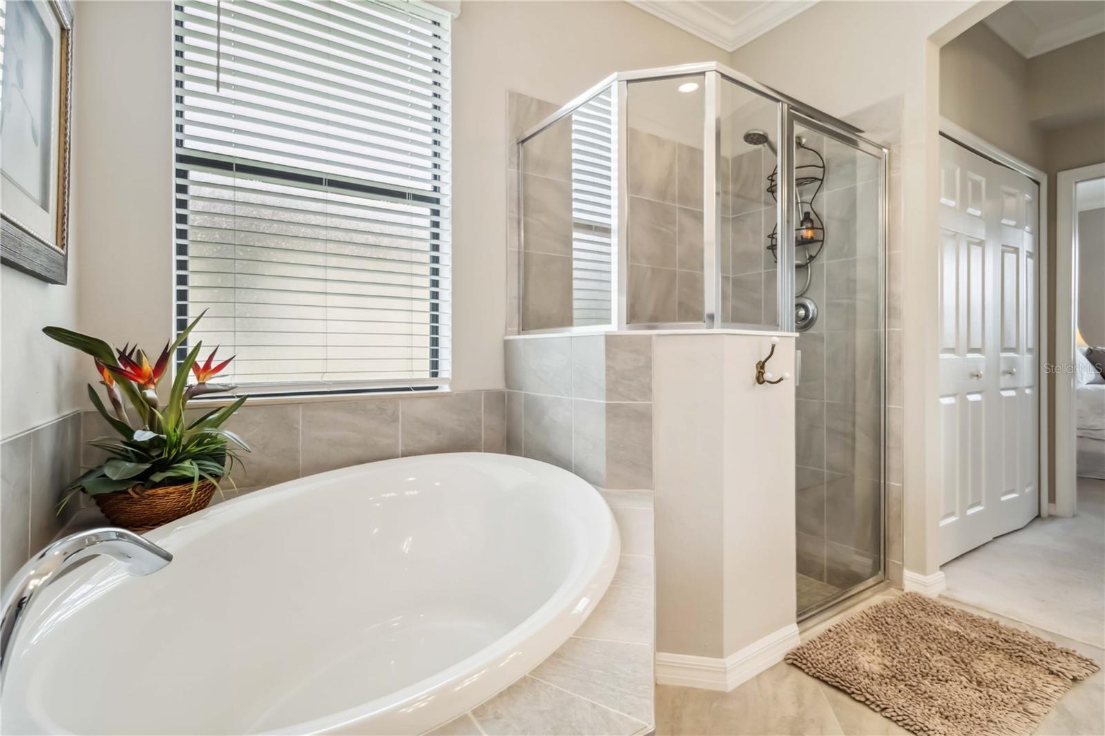 SARASOTA NATIONAL PH 12-A - Residential Lease