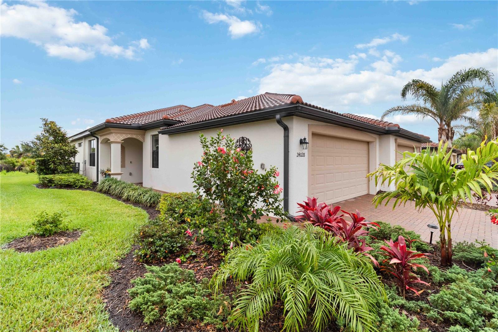"2-Bedroom Townhouse in Sarasota National – Fully Furnished Comfort Awaits!" Captivate your senses with the charm and elegance of this beautifully furnished townhouse at 24028 Canterwood Way in Venice, FL. Nestled in a serene neighborhood, this 1,568 sq ft retreat offers a harmonious blend of comfort and style. Step into a sunlit living space where modern design meets timeless sophistication. The sleek, granite countertops in the kitchen promise both durability and a touch of luxury for your culinary adventures. With two spacious bedrooms, a Den and two full bathrooms, this home effortlessly accommodates your needs with room to spare. Enjoy mornings with a fresh cup of coffee in your cozy dining area, bathed in natural light. The thoughtful layout ensures a seamless flow from one room to the next, making it perfect for both relaxation and entertainment. Relish the convenience of a fully furnished home where every detail has been carefully curated for you. Discover the vibrant community of Venice, known for its stunning beaches and rich cultural experiences just moments away. Experience the perfect balance of tranquility and excitement in this exquisite townhouse rental in Sarasota National. Sarasota National offers state-of-the-art 7,000 sq. ft. fitness center, resort-style swimming, pickleball and tennis courts, scenic biking and walking trails, Tiki Bar and a range of social clubs and fitness classes. The community also boasts a charming coffee shop, a library, and diverse dining options to suit every palate. Seasonal rent Dec - April is $6,000 a month. Off season rent May - November is $3,500 a month. Tourist tax of 13% is in addition to the rent. Combined electric and water are included with a monthly cap of $150. HOA membership transfer is $500 plus $100 HOA application fee. Located in the non-golf side of Sarasota National.