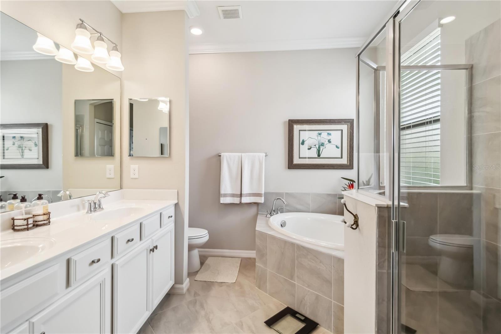 SARASOTA NATIONAL PH 12-A - Residential Lease