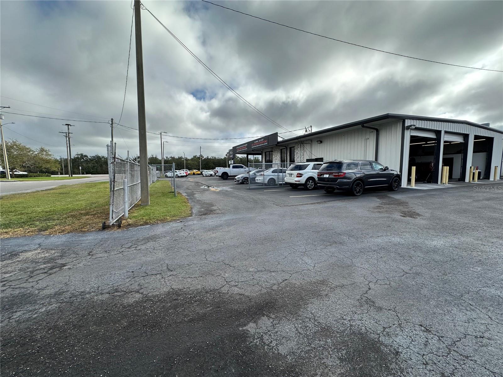 DREW PARK RE OF - Commercial Sale