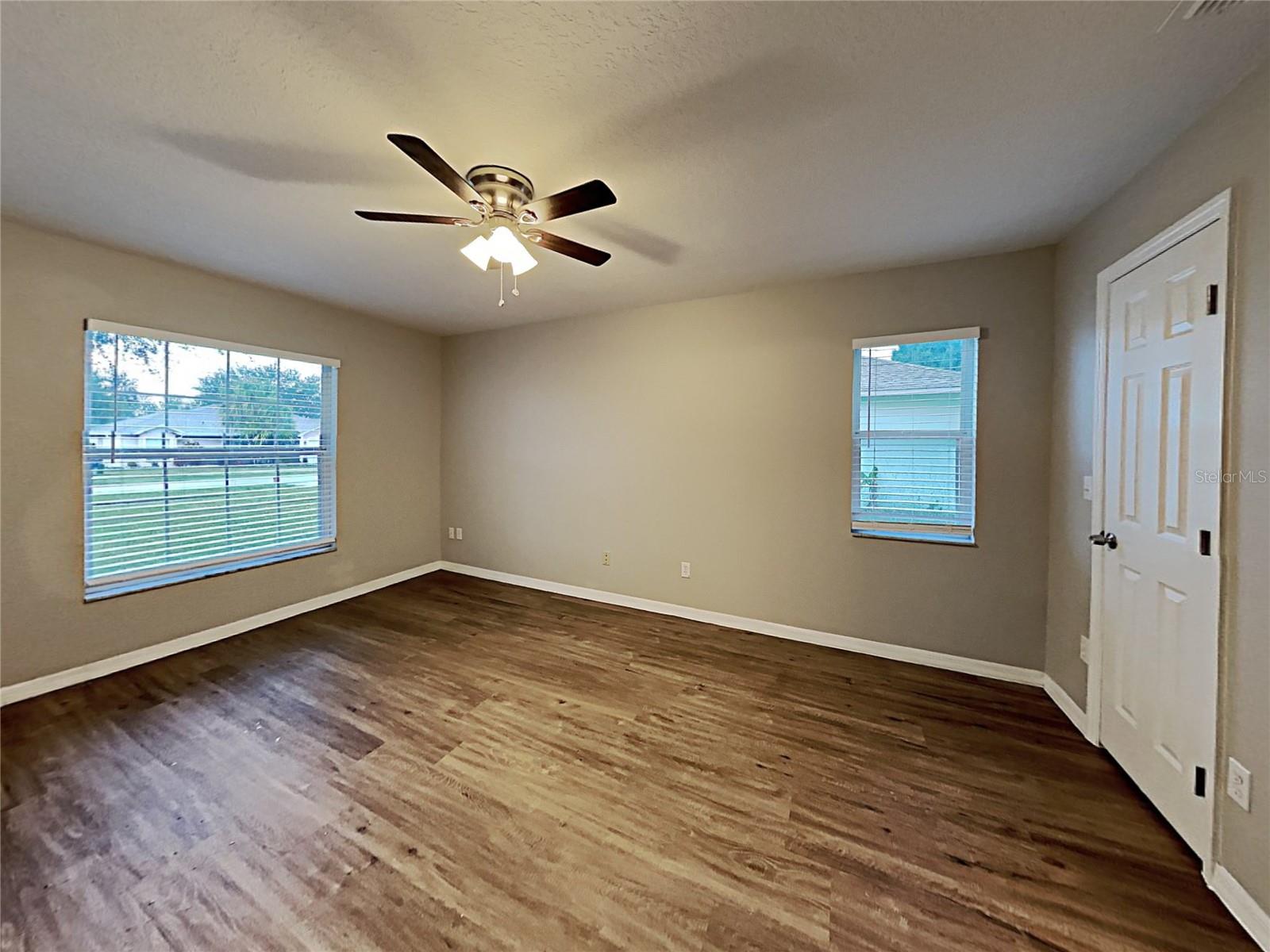 EASTRIDGE PH 01 - Residential Lease