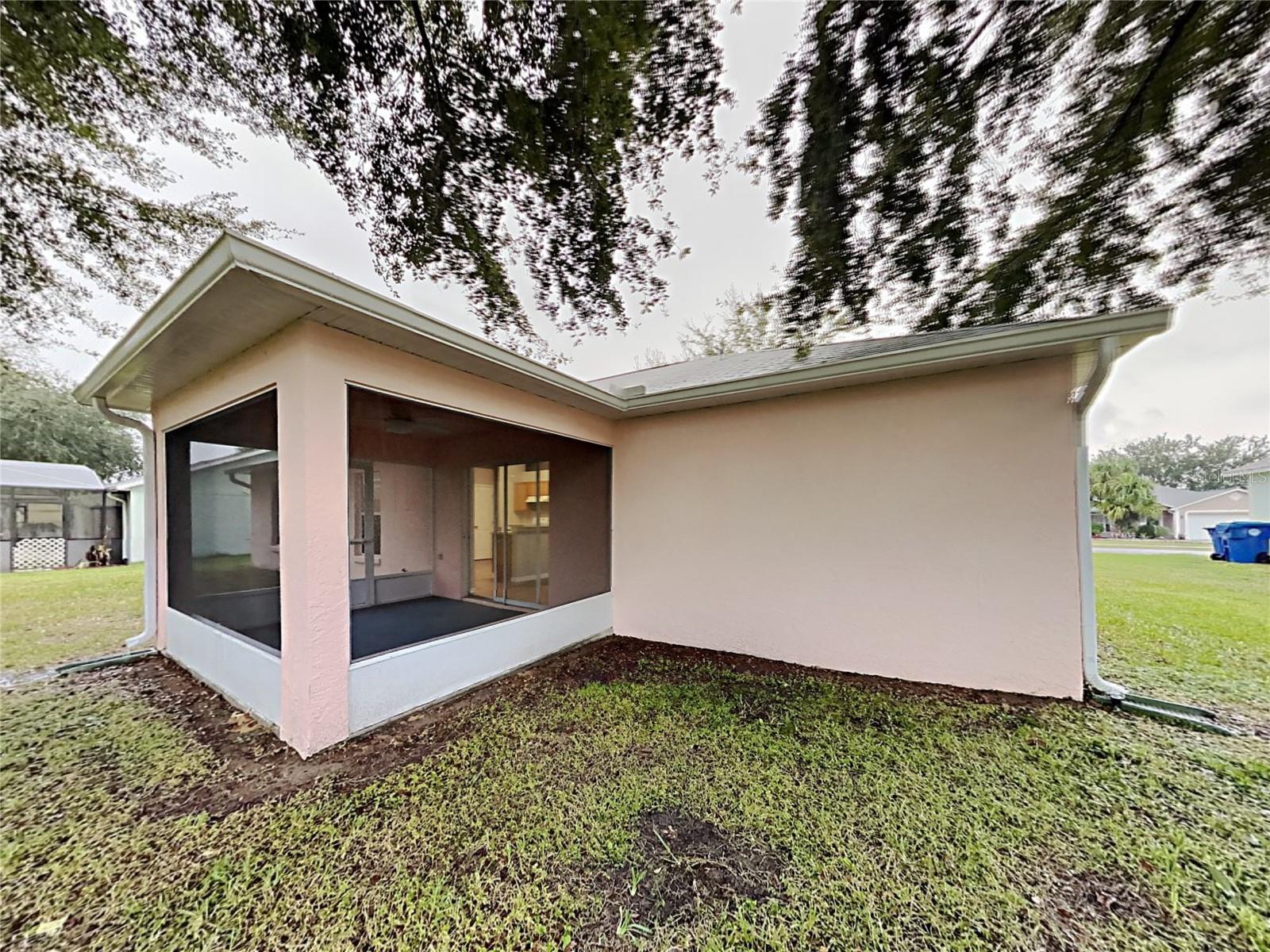 EASTRIDGE PH 01 - Residential Lease