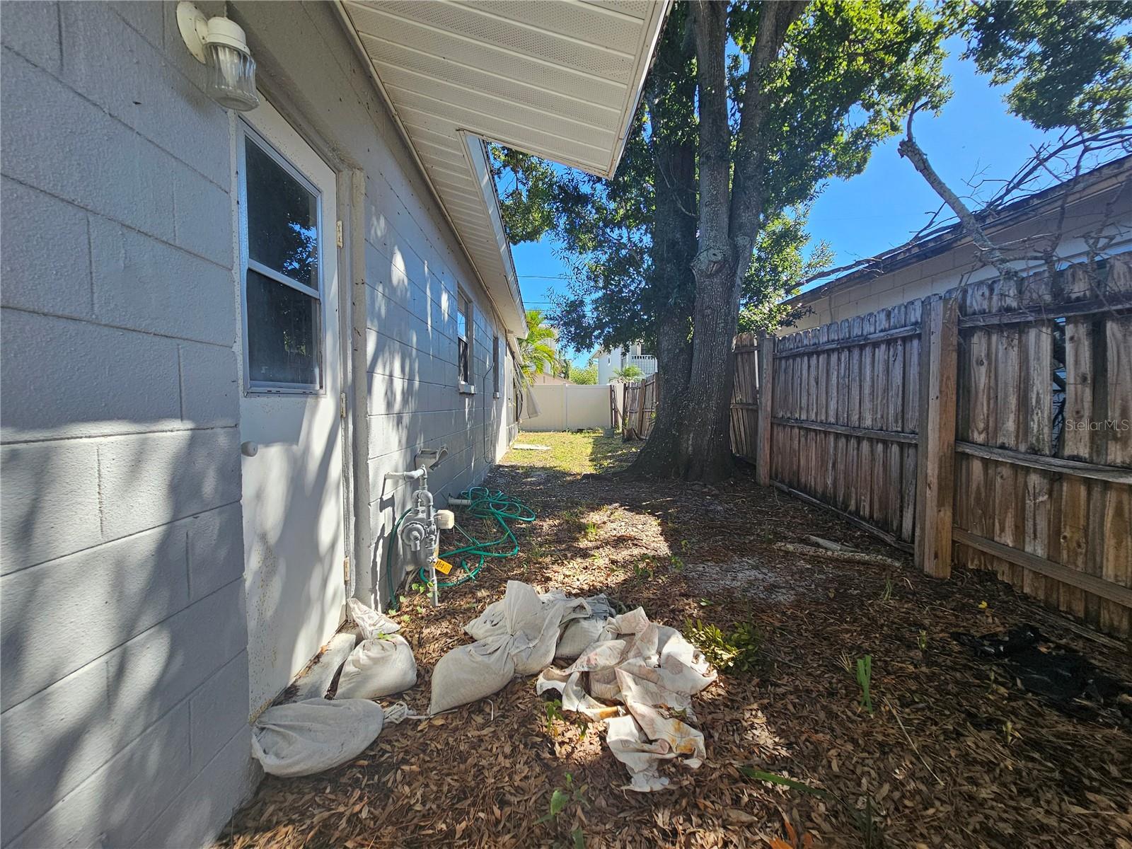 SHOREACRES CENTER - Residential