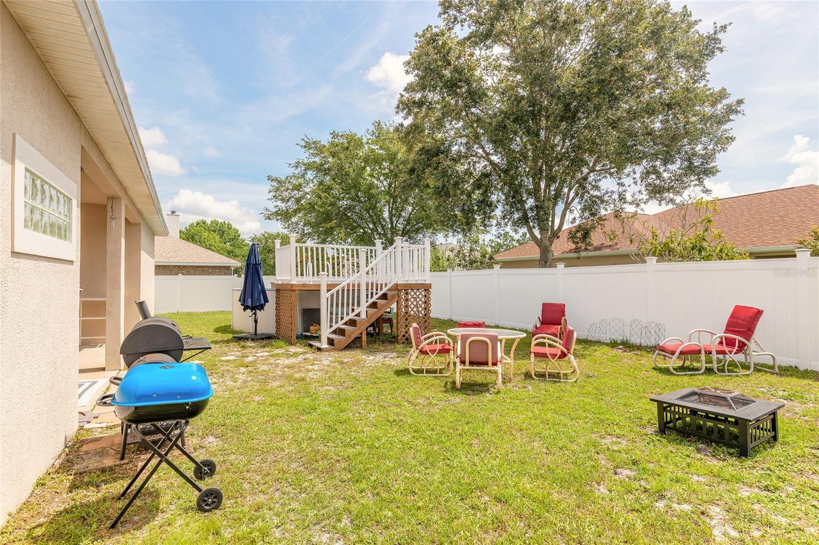04 FAIRWAYS - Residential